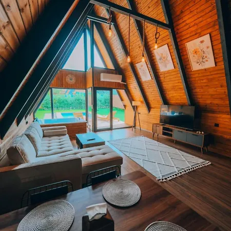 Holiday home Maya